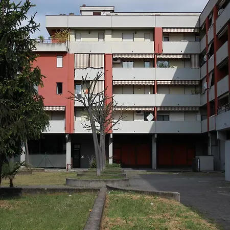 Condominio *