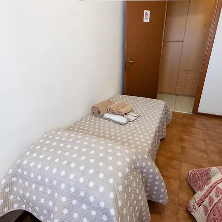 Condominio *